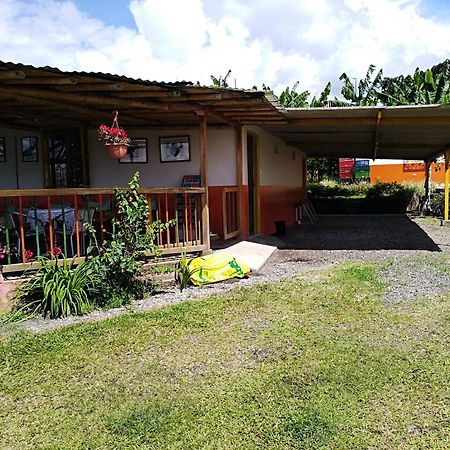 Finca En El Quindio Arrullo Cafetero Quimbaya Eksteriør bilde