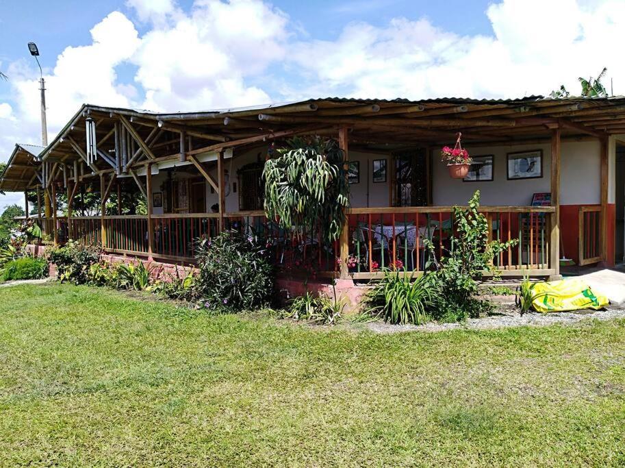 Finca En El Quindio Arrullo Cafetero Quimbaya Eksteriør bilde